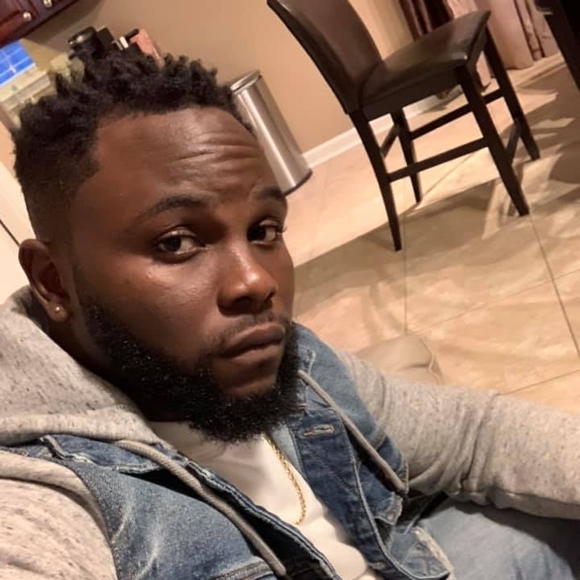 Meet your Posher, Travis - Picture 1 of 1